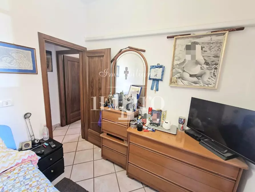 Immagine 26 di Appartamento in vendita  a Campi Bisenzio