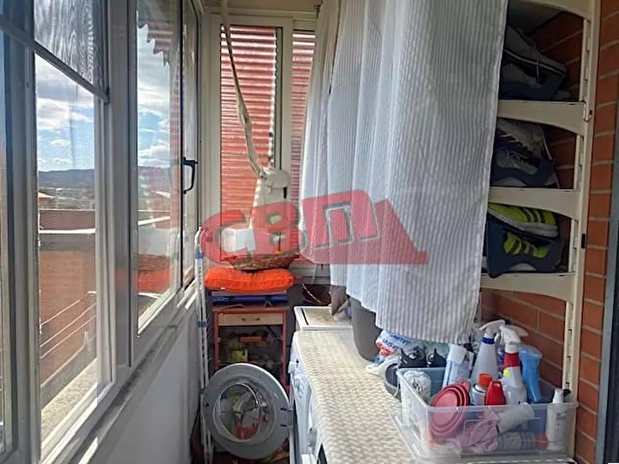 Immagine 11 di Appartamento in vendita  a Livorno