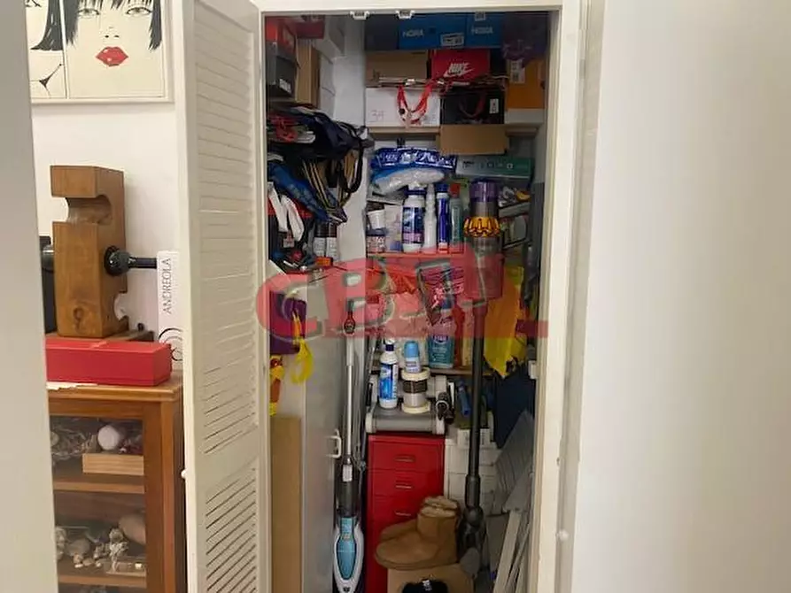 Immagine 27 di Appartamento in vendita  a Livorno