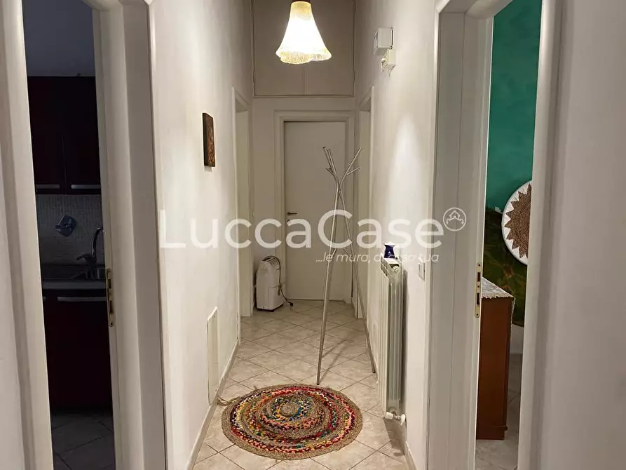 Immagine 8 di Appartamento in vendita  a Livorno