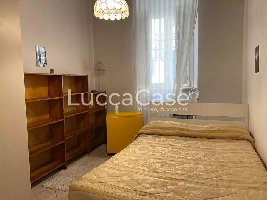 Immagine 9 di Appartamento in vendita  a Livorno