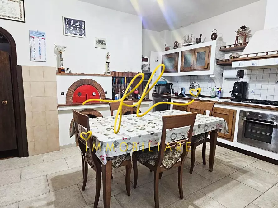 Immagine 5 di Appartamento in vendita  a Castagneto Carducci