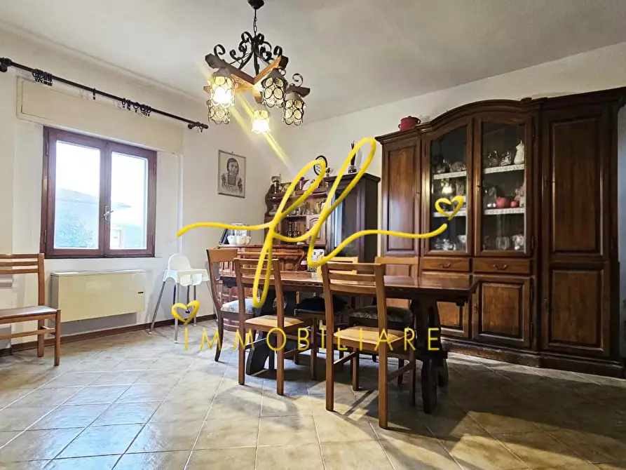 Immagine 8 di Appartamento in vendita  a Castagneto Carducci