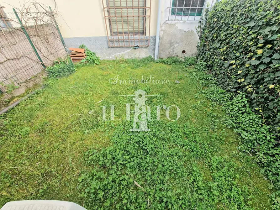 Immagine 6 di Terratetto in vendita  a Campi Bisenzio