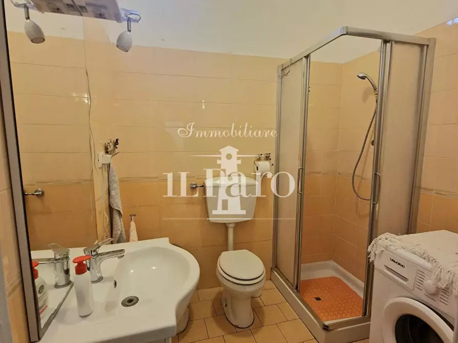 Immagine 32 di Terratetto in vendita  a Campi Bisenzio