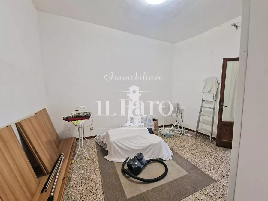 Immagine 30 di Terratetto in vendita  a Campi Bisenzio