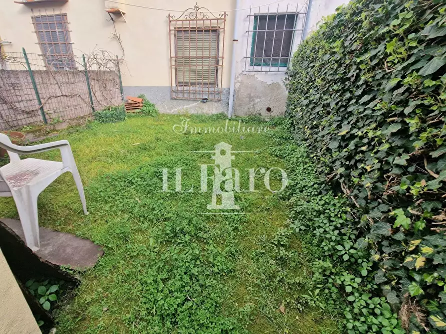 Immagine 4 di Terratetto in vendita  a Campi Bisenzio