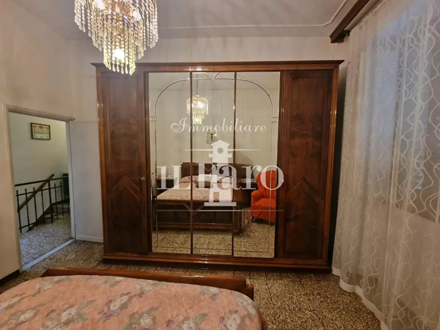 Immagine 27 di Terratetto in vendita  a Campi Bisenzio