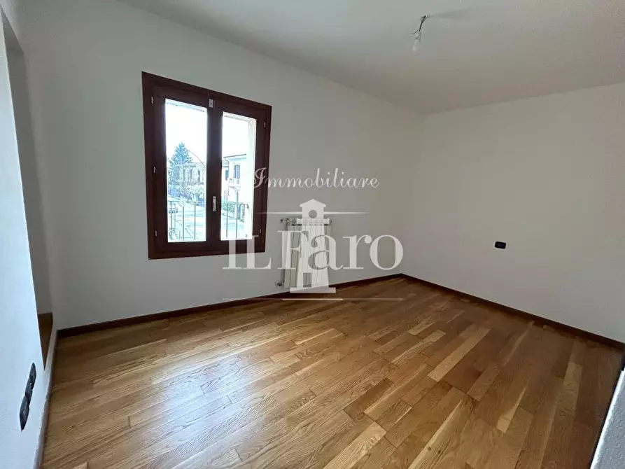 Immagine 14 di Appartamento in vendita  a Signa