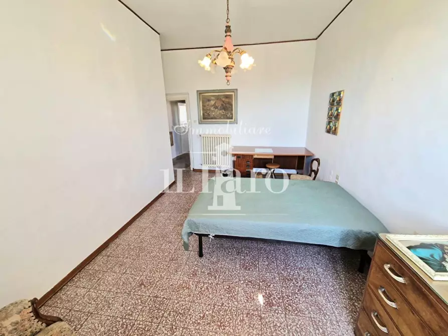 Immagine 21 di Terratetto in vendita  a Campi Bisenzio