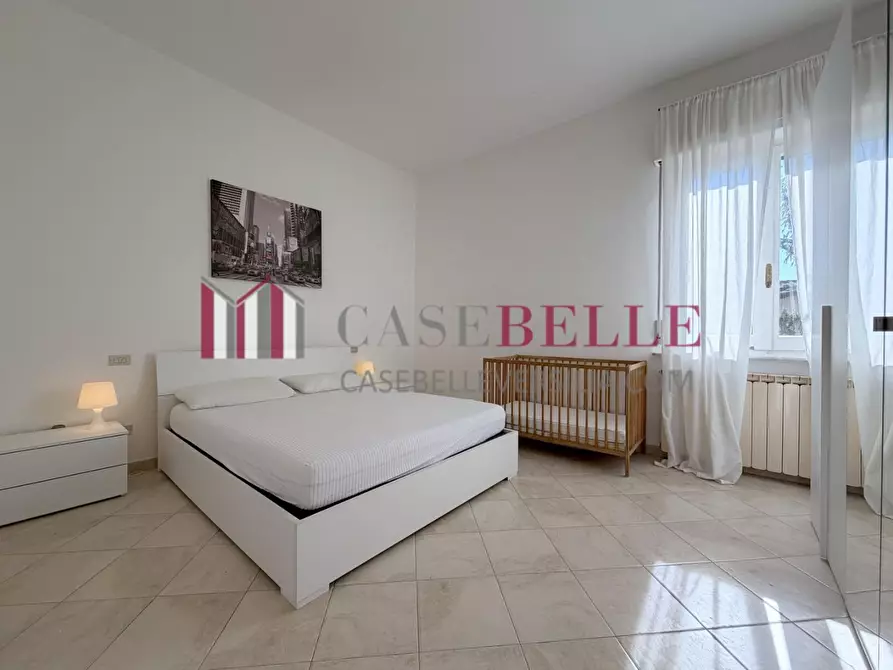 Immagine 21 di Appartamento in vendita  a Massa