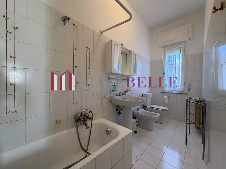 Immagine 26 di Appartamento in vendita  a Massa