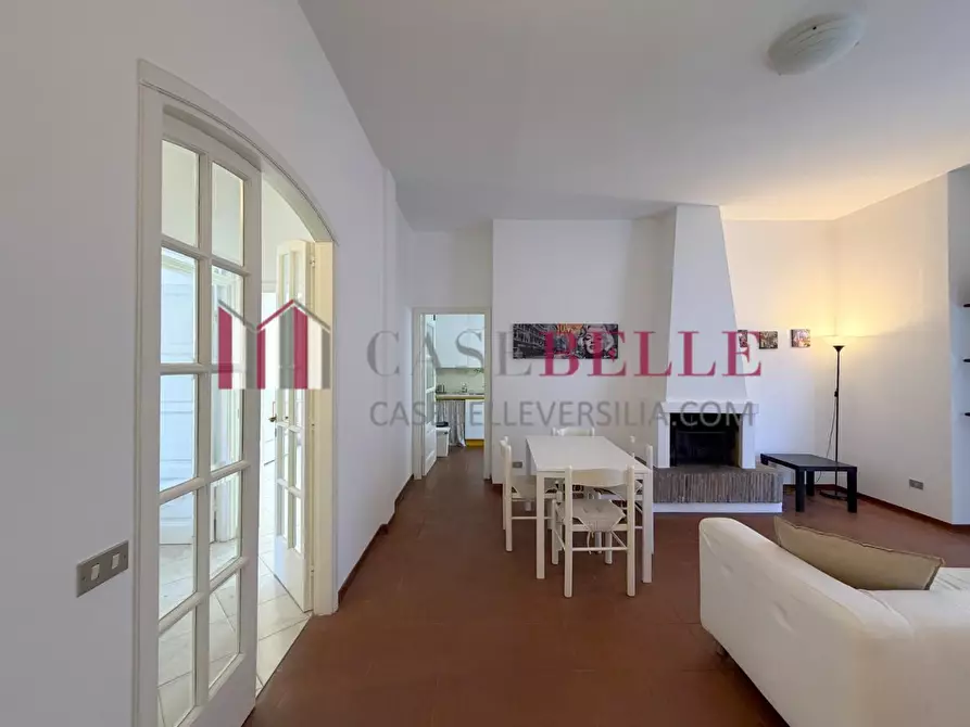 Immagine 2 di Appartamento in vendita  a Massa