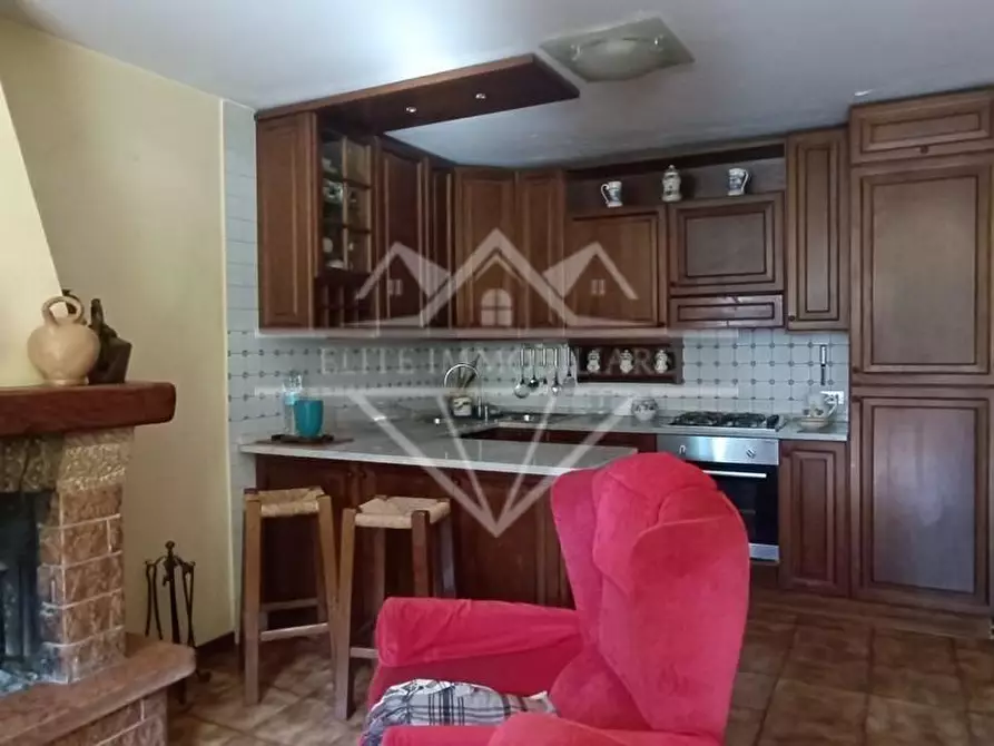 Immagine 15 di Casa semindipendente in vendita  a Carrara