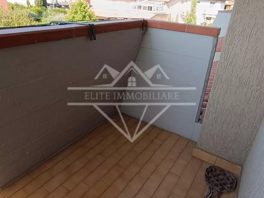 Immagine 47 di Casa semindipendente in vendita  a Carrara