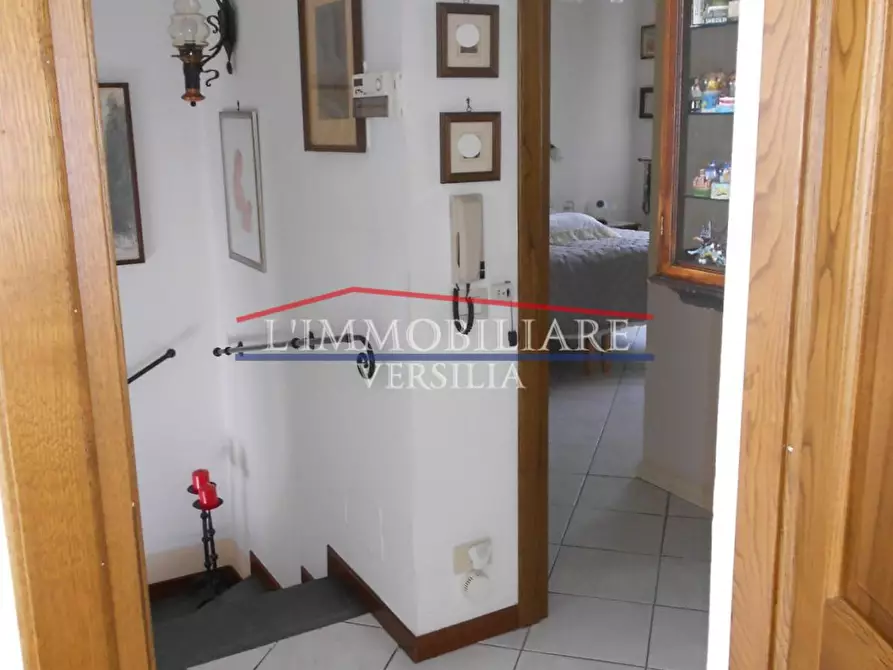 Immagine 34 di Villetta a schiera in vendita  a Pietrasanta