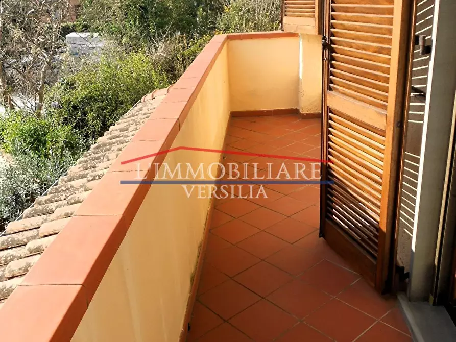 Immagine 36 di Villetta a schiera in vendita  a Pietrasanta