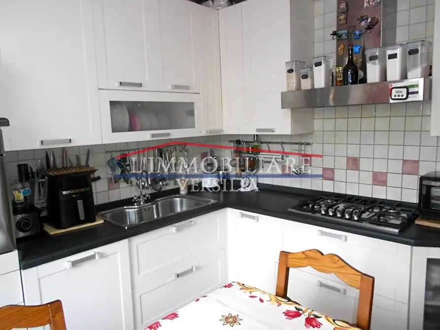 Immagine 18 di Villetta a schiera in vendita  a Pietrasanta