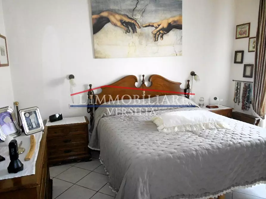 Immagine 38 di Villetta a schiera in vendita  a Pietrasanta