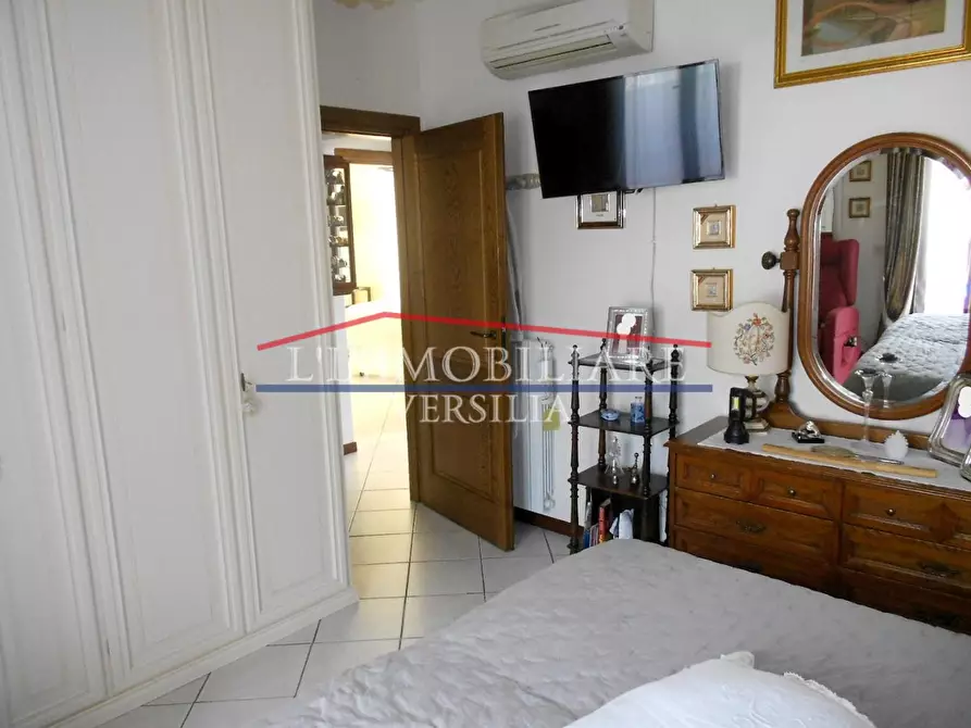 Immagine 35 di Villetta a schiera in vendita  a Pietrasanta