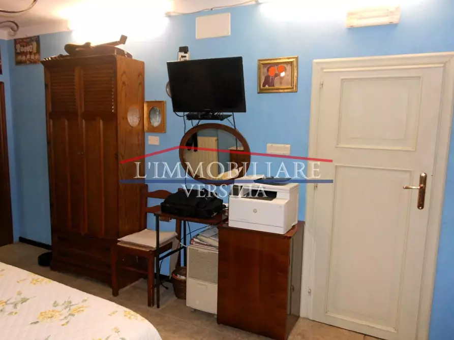 Immagine 84 di Villetta a schiera in vendita  a Pietrasanta