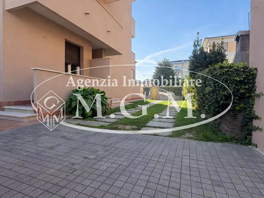 Immagine 16 di Appartamento in vendita  a Pontedera