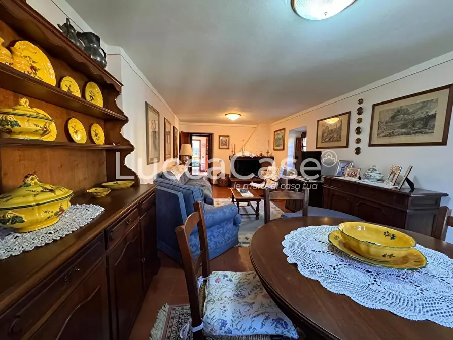 Immagine 3 di Casa semindipendente in vendita  a Borgo A Mozzano