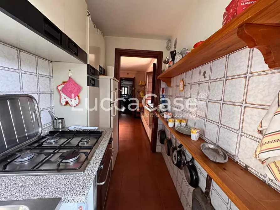 Immagine 11 di Casa semindipendente in vendita  a Borgo A Mozzano
