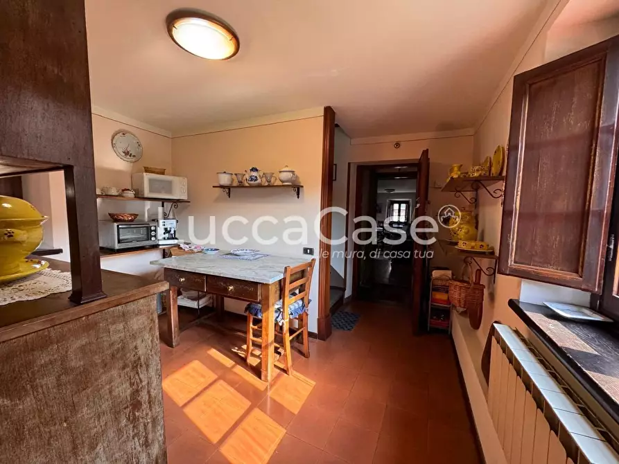 Immagine 7 di Casa semindipendente in vendita  a Borgo A Mozzano