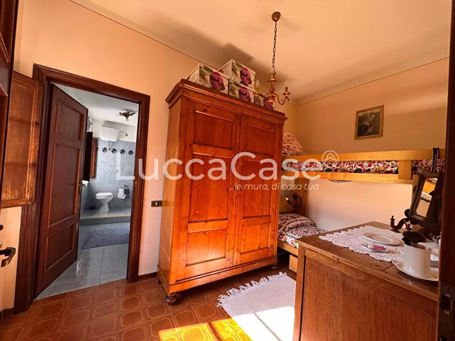 Immagine 25 di Casa semindipendente in vendita  a Borgo A Mozzano
