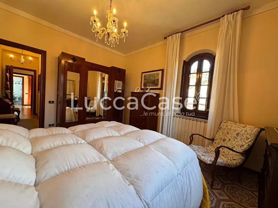 Immagine 19 di Casa semindipendente in vendita  a Borgo A Mozzano