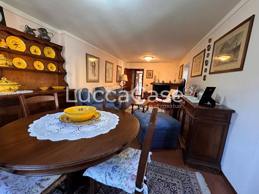 Immagine 5 di Casa semindipendente in vendita  a Borgo A Mozzano