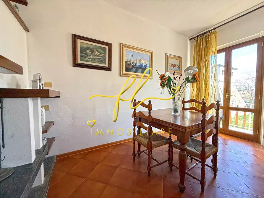 Immagine 16 di Appartamento in vendita  a Rosignano Marittimo