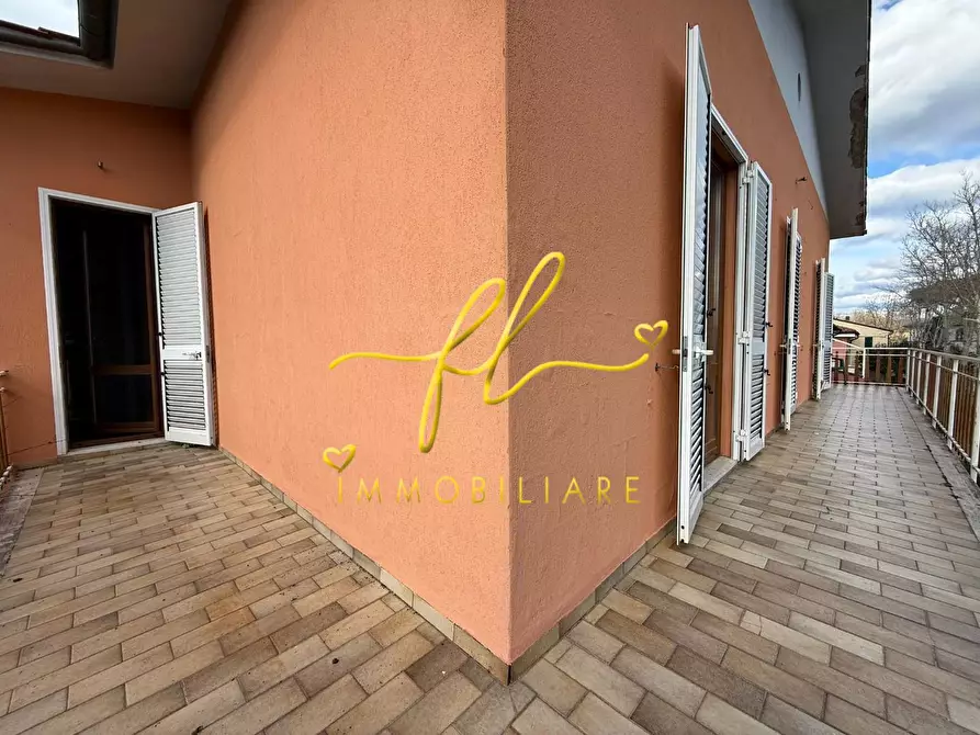 Immagine 10 di Appartamento in vendita  a Rosignano Marittimo