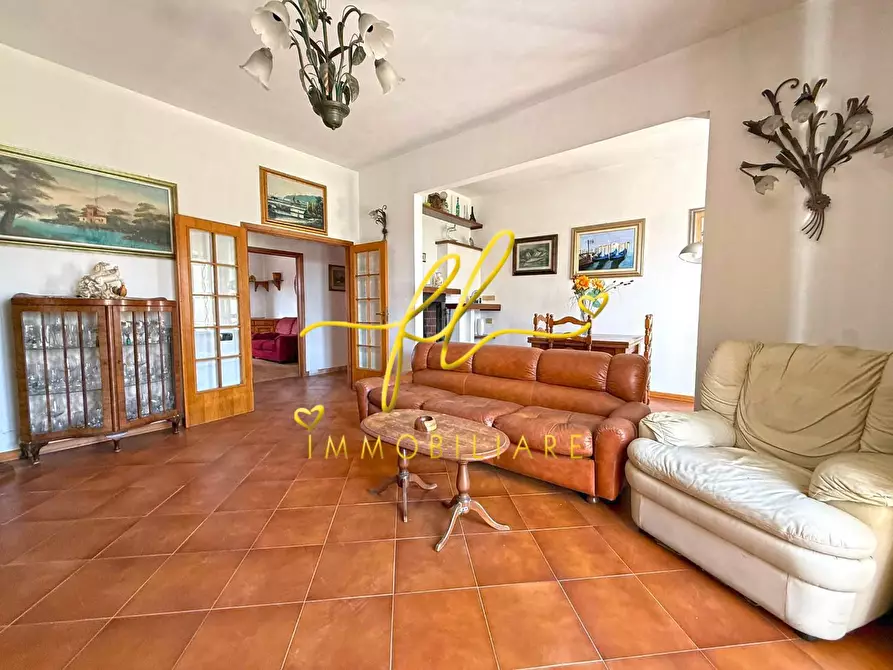 Immagine 8 di Appartamento in vendita  a Rosignano Marittimo