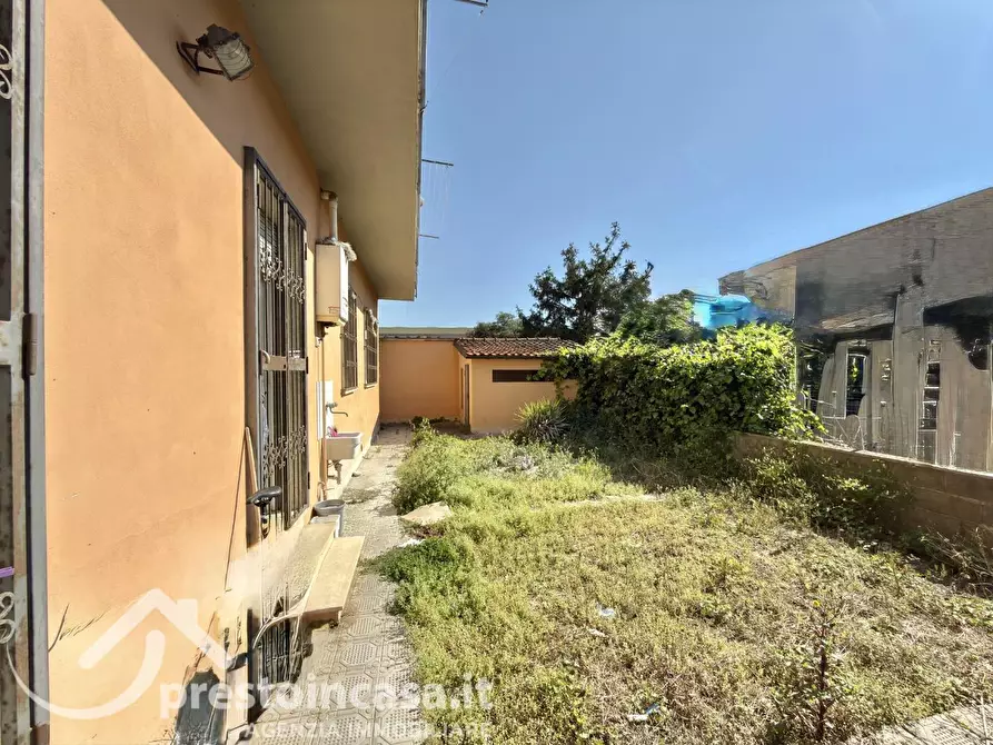 Immagine 7 di Appartamento in vendita  a Viareggio