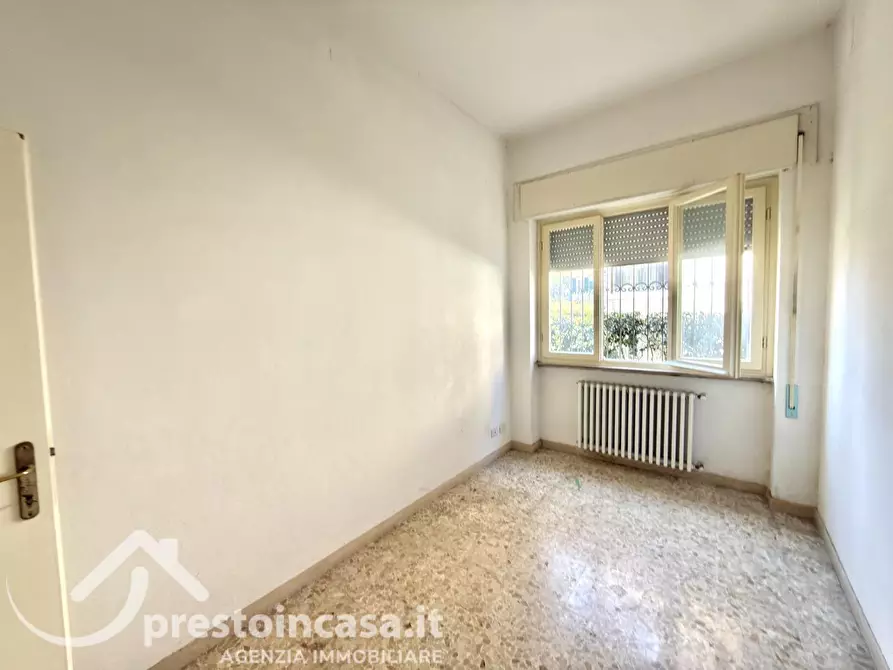 Immagine 18 di Appartamento in vendita  a Viareggio