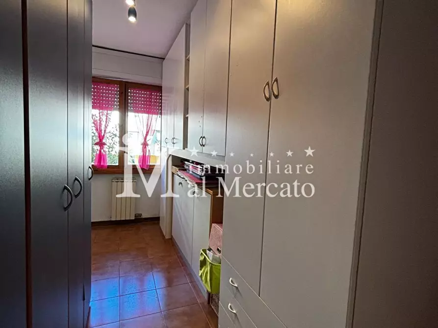 Immagine 4 di Appartamento in vendita  a Viareggio