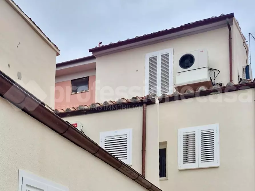 Immagine 23 di Appartamento in vendita  a Pisa