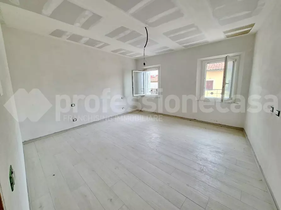 Immagine 2 di Appartamento in vendita  a Pisa