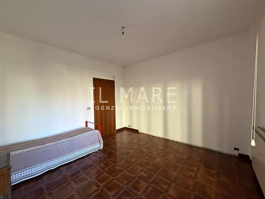 Immagine 19 di Appartamento in vendita  a Massa