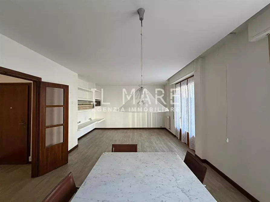 Immagine 6 di Appartamento in vendita  a Massa