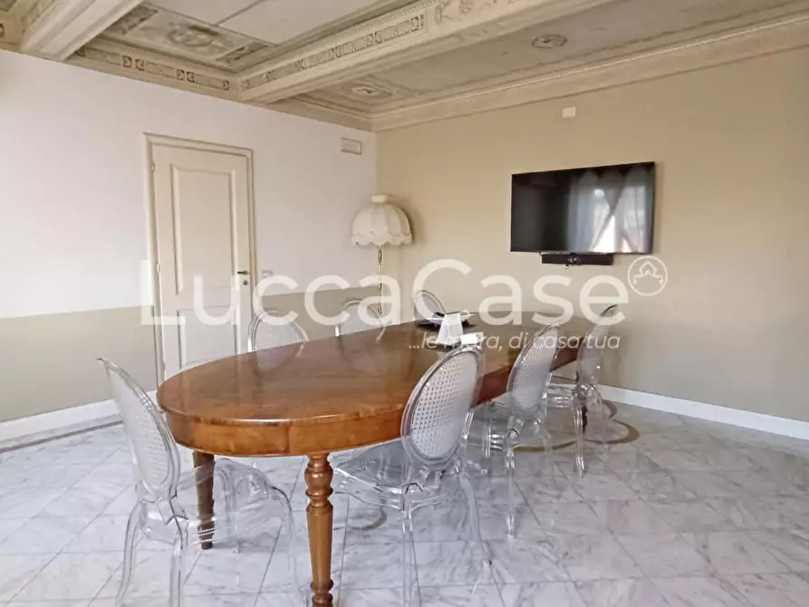Immagine 3 di Ufficio in affitto  a Lucca
