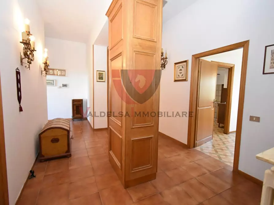 Immagine 15 di Appartamento in vendita  a Colle Di Val D'elsa