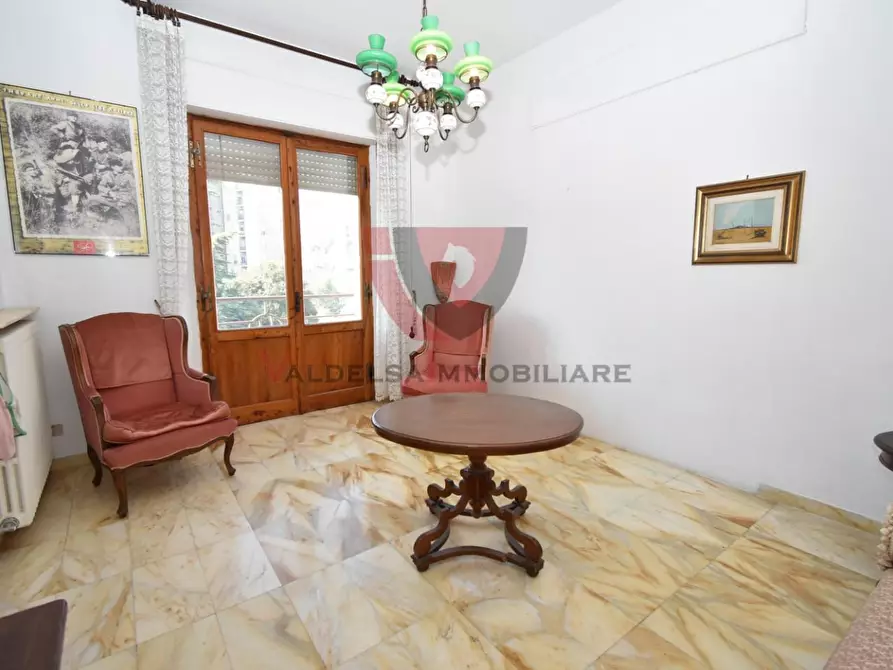 Immagine 12 di Appartamento in vendita  a Colle Di Val D'elsa