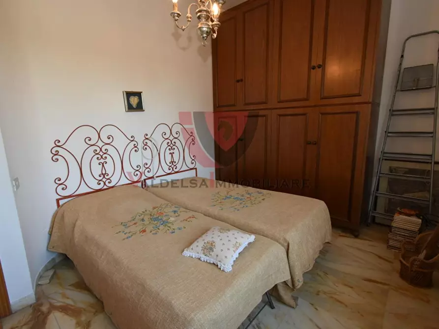 Immagine 26 di Appartamento in vendita  a Colle Di Val D'elsa