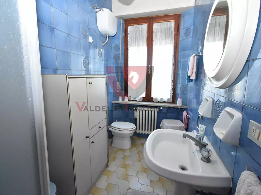 Immagine 24 di Appartamento in vendita  a Colle Di Val D'elsa