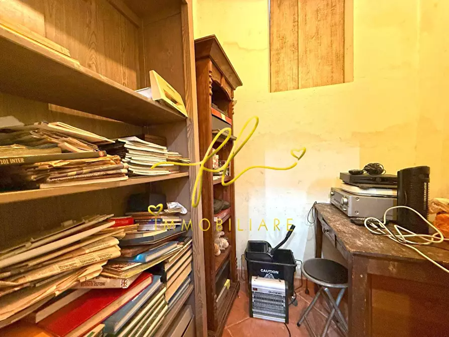 Immagine 19 di Appartamento in vendita  a Rosignano Marittimo