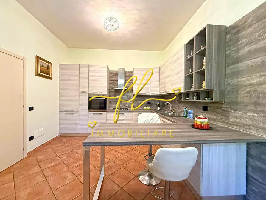 Immagine 7 di Appartamento in vendita  a Rosignano Marittimo