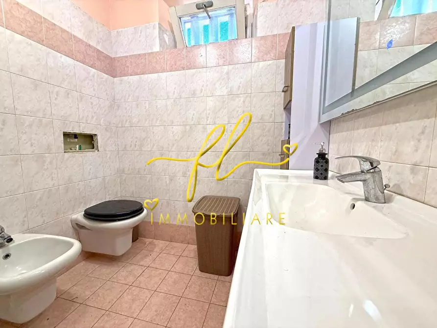 Immagine 17 di Appartamento in vendita  a Rosignano Marittimo